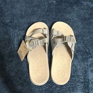 BRAND NEW Chacos Chillos Slides